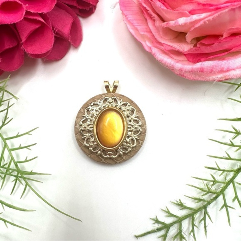 NEW⚜️Handmade Beige Leather & Yellow Cabochon Charm Pendant